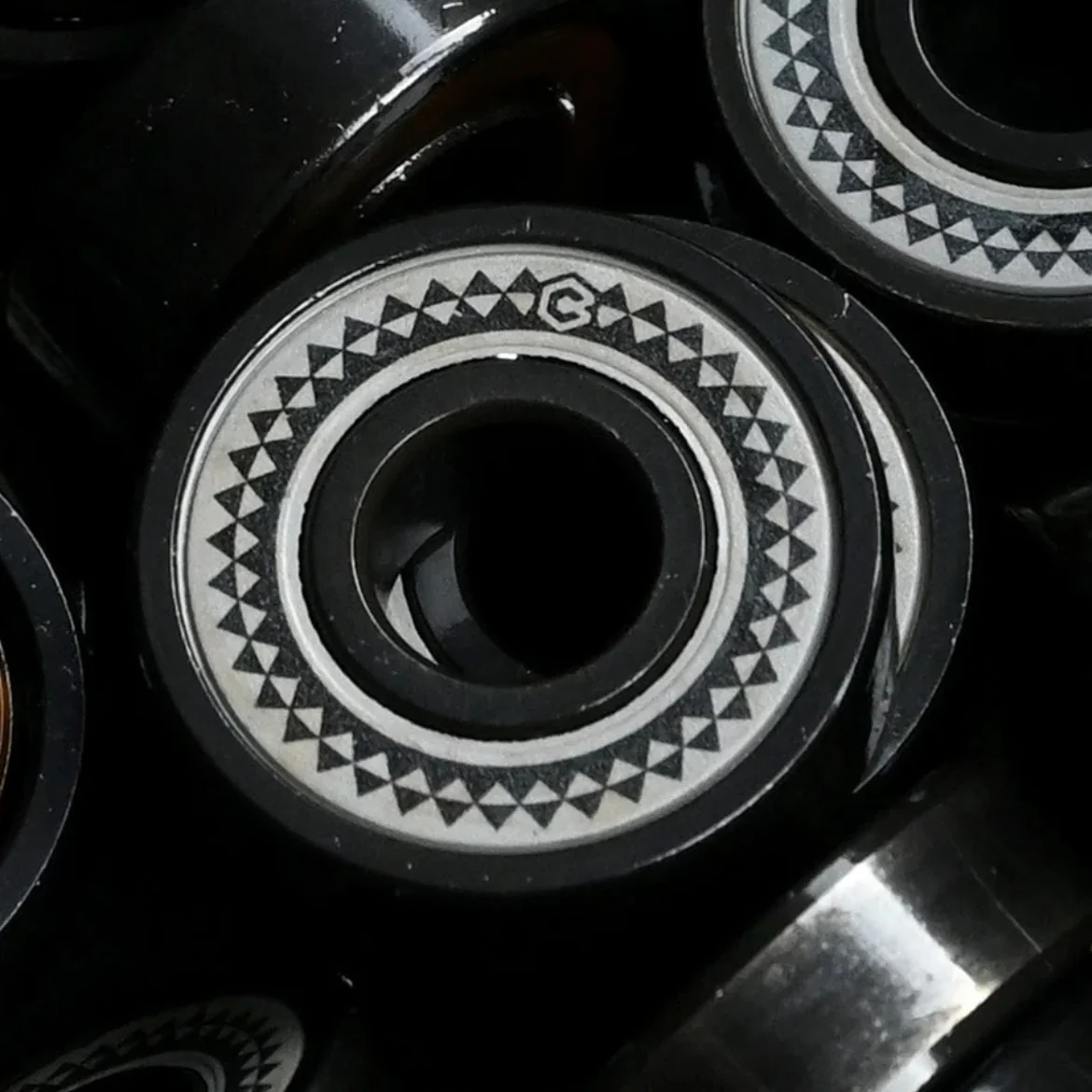 Chroma 6 Ball skate bearings - Image 2