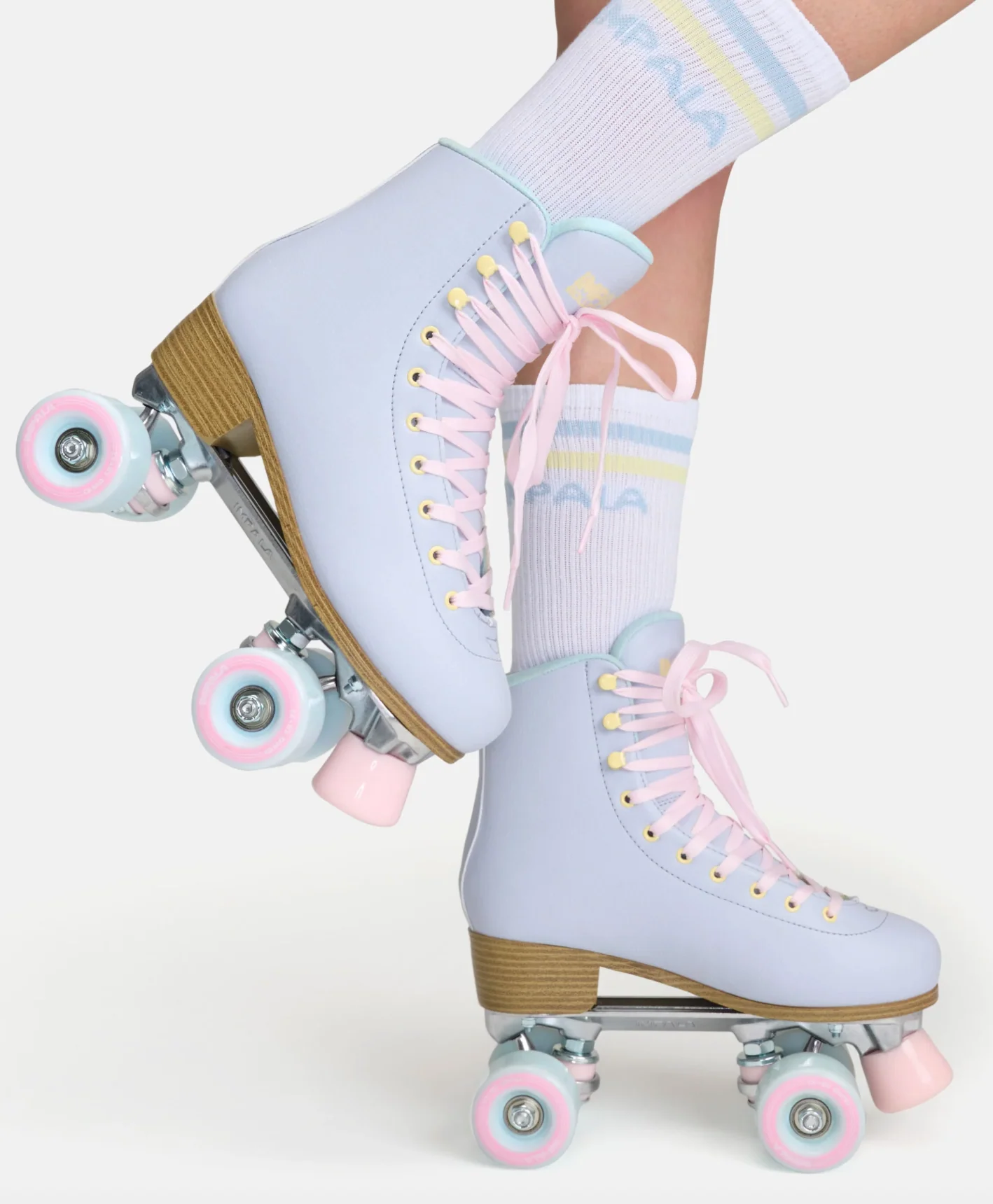Impala Periwinkle roller skates - Image 4